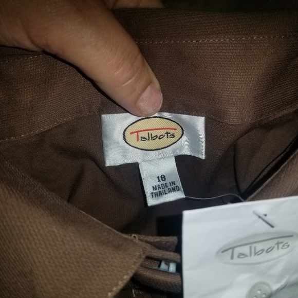 blouse - Picture 2 of 4